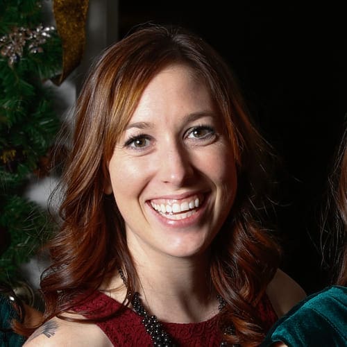 Emily Dingee headshot